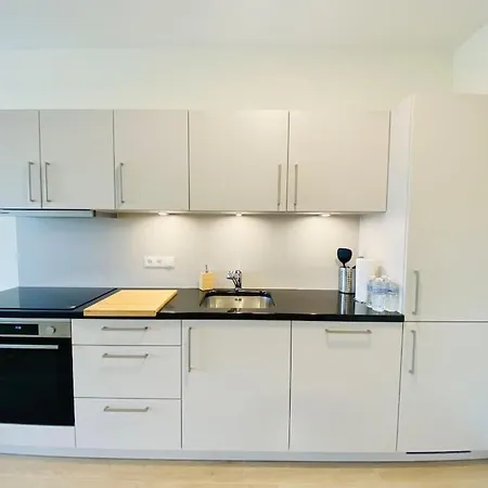 Luxury 2023 Flat In Center. Free Parking - Hol1 Apartment