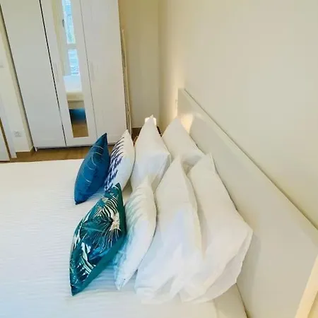 Apartment Luxury 2023 Flat In Center. Free Parking - Hol1 *